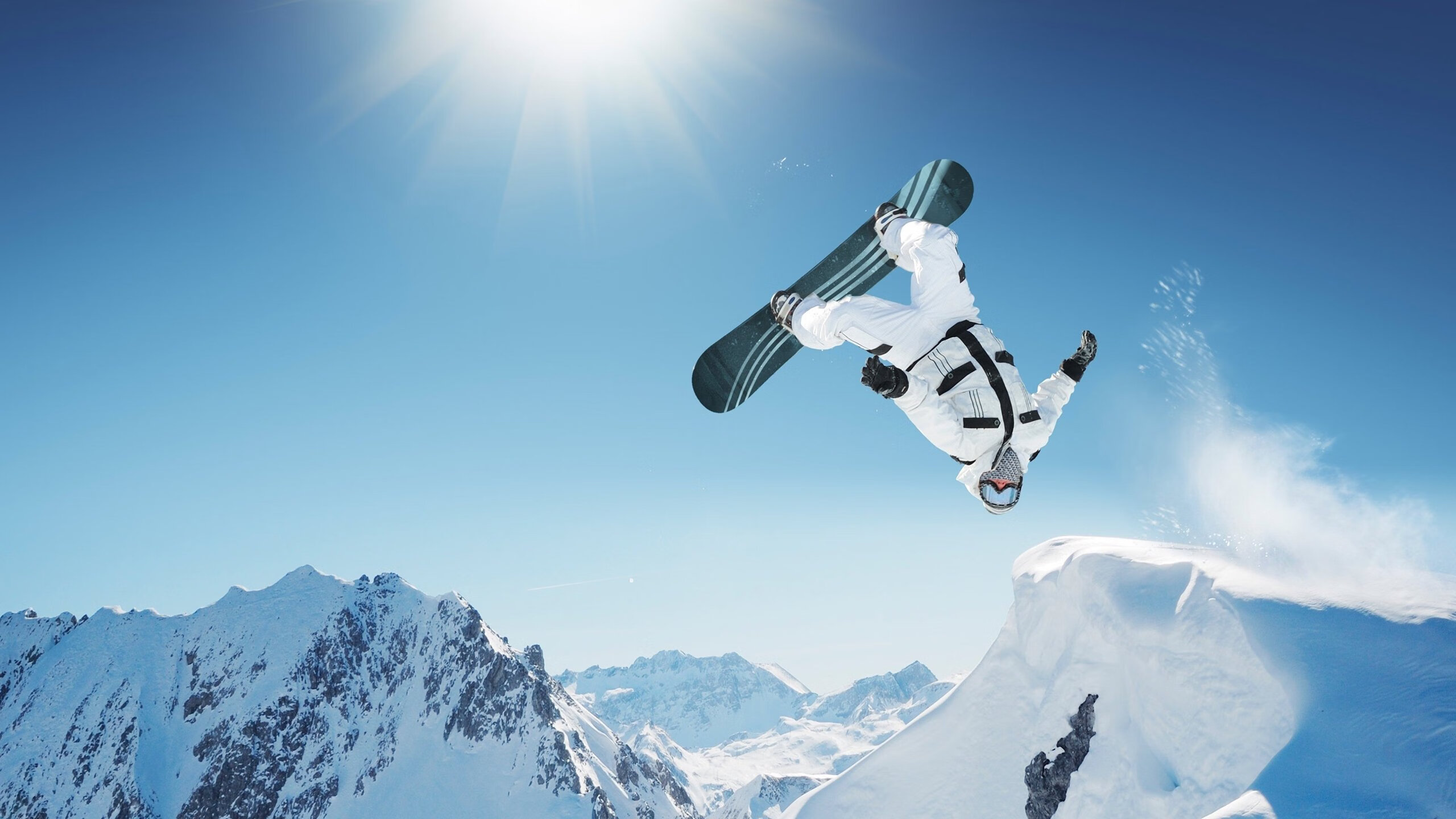 特色旱地马拉松,沙漠与丘陵的耐力对决,沙漠超级马拉松